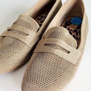 Women's Gold Tan Loafers